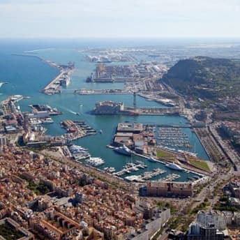 Hotels near the Port